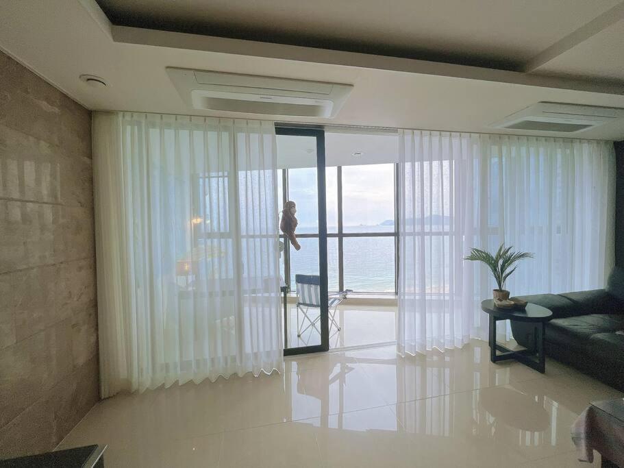 Haeundae Luxury House Appartement Busan Buitenkant foto