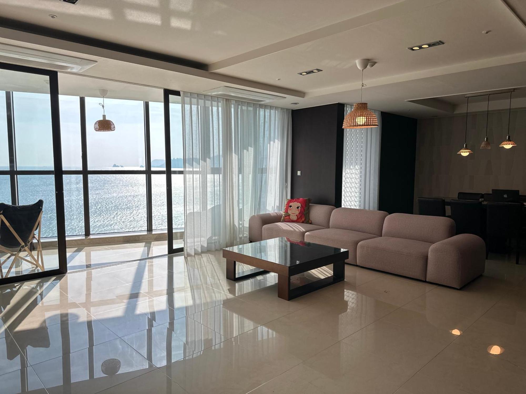 Haeundae Luxury House Appartement Busan Buitenkant foto